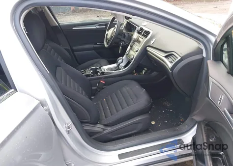 2014 Ford Fusion Se z USA, uszkodzony, nr VIN 3FA6P0H77ER304222